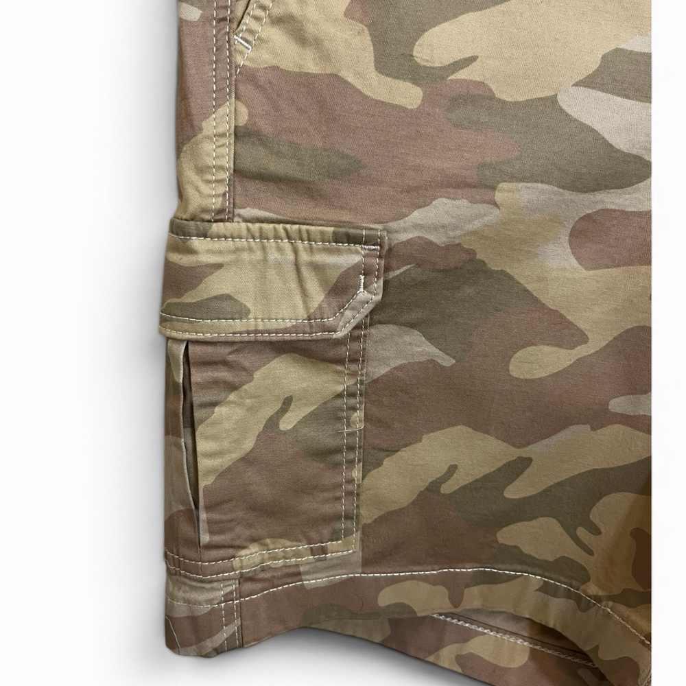 torrid Camo Cargo Shorts in Olive and Brown - Picture 2 of 5